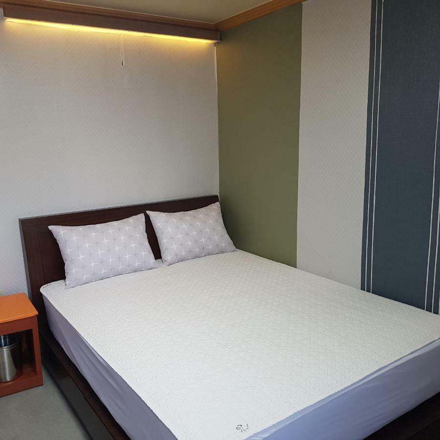 Nampo One Motel Puszan Kültér fotó